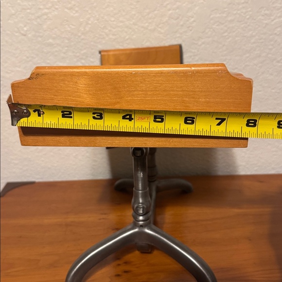 AMERICAN GIRL Mollys School Desk Retired Piece - Picture 13 of 13